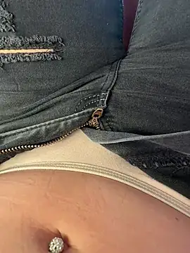 pazzuttraa online show from 04-21-26, 09:50