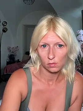 barbiplaymate online show from 08-05-26, 08:50
