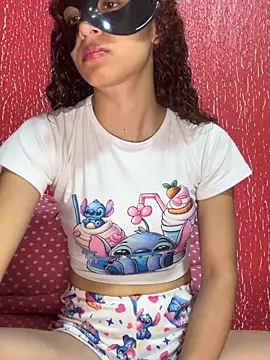 gabrielasausa30 online show from 06-07-26, 10:24