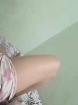 coupleshow21 online show from 04-14-26, 08:37