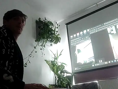 Snapshot of Toshik1 chatting on 08-06-26, 03:03 Toshik1 online show from 08-06-26, 03:03