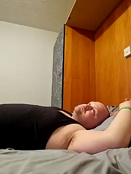 P4YNE online show from 04-25-26, 01:52