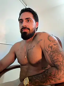 Snapshot of Ryan_Black3 chatting on 06-20-26, 11:29 Ryan Black3 online show from 06-20-26, 11:29