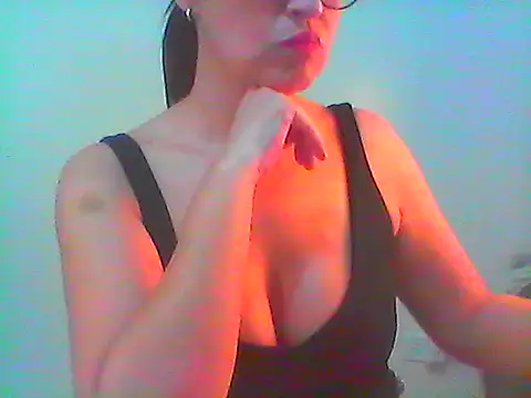 GuadaGatita online show from 05-05-26, 07:55