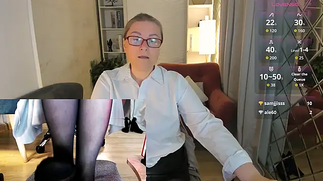 Alexandra Kind online show from 06-18-26, 08:46