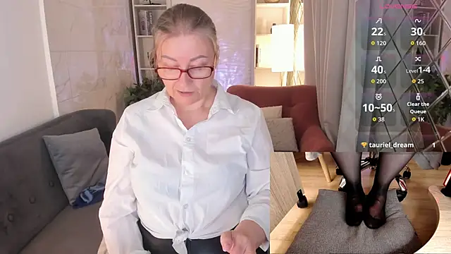 Alexandra Kind online show from 07-14-26, 08:47