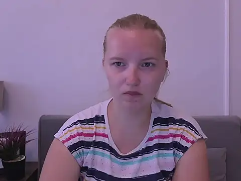 RoseTeacherX online show from 06-30-26, 07:20