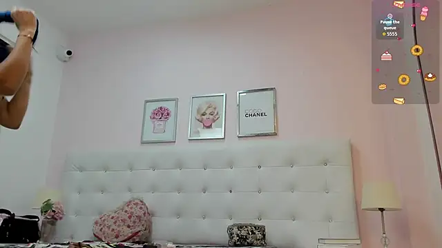 KimberlyBoonee online show from 06-26-26, 07:29