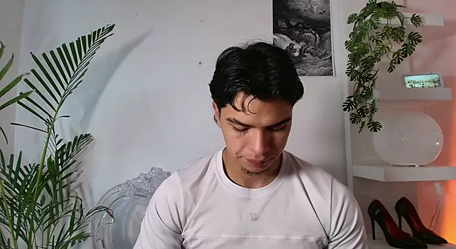 Snapshot of andyypalmer_ chatting on 05-19-26, 10:16 andyypalmer online show from 05-19-26, 10:16