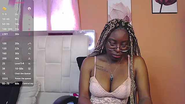 Candy Williamss online show from 04-21-26, 07:39