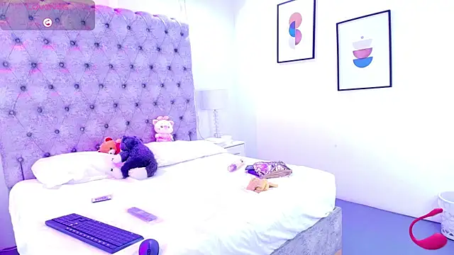 Zoe M00n online show from 05-30-26, 08:06