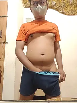 Snapshot of hot_boy995 chatting on 08-01-26, 03:55 hot boy995 online show from 08-01-26, 03:55