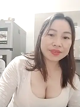Snapshot of Cong2211 chatting on 05-10-26, 04:45 Cong2211 online show from 05-10-26, 04:45