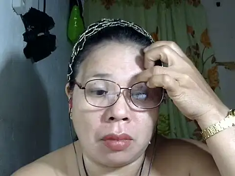 HottyCurlyPeanut online show from 06-26-26, 01:15