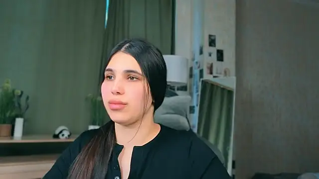 18 yo talent online show from 04-19-26, 04:23