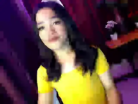 Snapshot of ruffa_madisson chatting on 04-28-26, 02:27 ruffa madisson online show from 04-28-26, 02:27