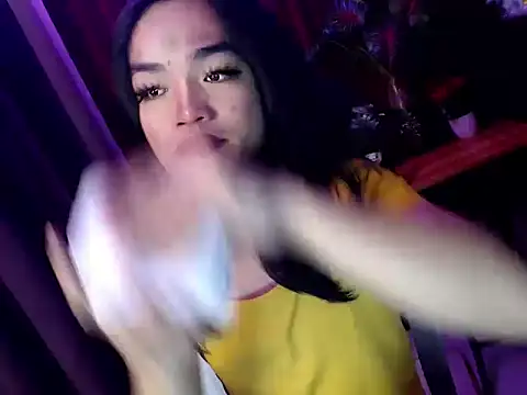 Snapshot of ruffa_madisson chatting on 05-05-26, 02:08 ruffa madisson online show from 05-05-26, 02:08