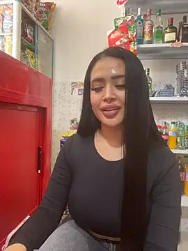 Sara fun online show from 03-26-26, 04:34