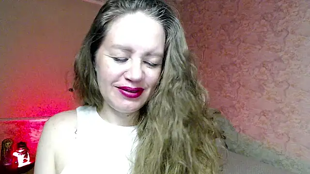 Snapshot of Fern_Lust chatting on 06-28-26, 04:57 Fern Lust online show from 06-28-26, 04:57