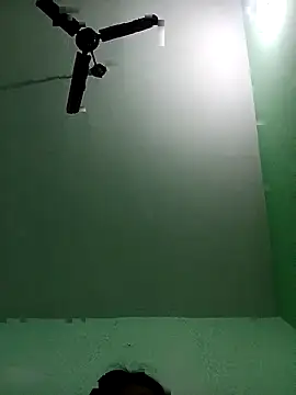 Cutie parul online show from 04-15-26, 05:20