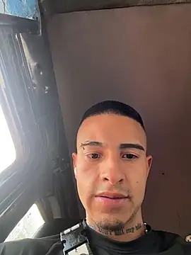 willclayy online show from 06-12-26, 12:37