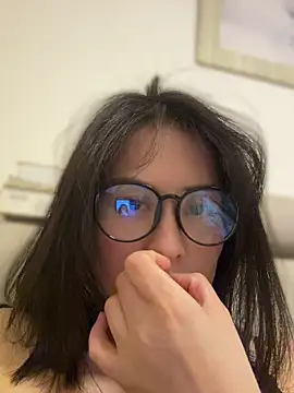 Faye-baby online show from 04-25-26, 04:15