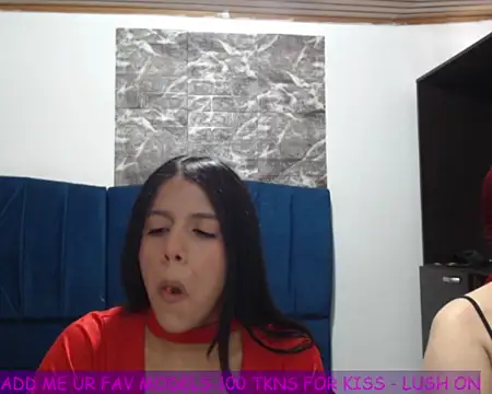 Snapshot of ISAMOONX chatting on 06-16-26, 01:14 ISAMOONX online show from 06-16-26, 01:14