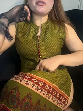 Snapshot of Tasty_LushDesire chatting on 06-16-26, 05:59 Tasty LushDesire online show from 06-16-26, 05:59