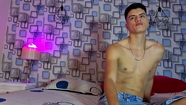 LeoTease online show from 04-28-26, 07:19