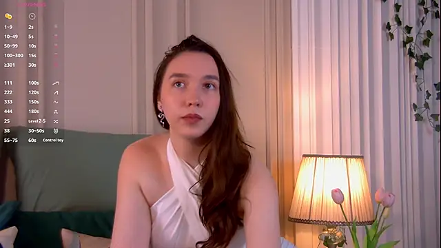 Suzaneey online show from 04-24-26, 06:43