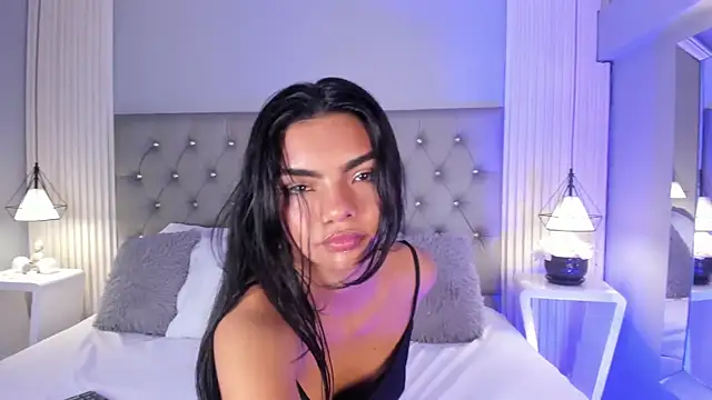 Scarrlethx online show from 04-20-26, 05:48