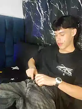 Lucian--grey online show from 04-25-26, 10:18