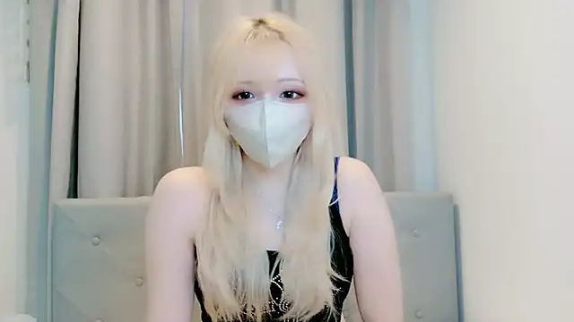 mimi  k online show from 05-01-26, 05:56