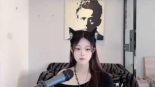 KiKi-011 online show from 06-14-26, 06:37