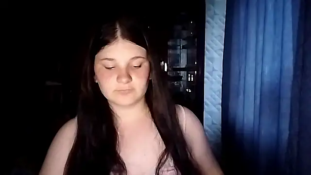 Snapshot of BeatriceMolands chatting on 06-03-26, 05:18 BeatriceMolands online show from 06-03-26, 05:18