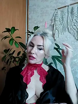 White00pearl online show from 04-29-26, 04:11