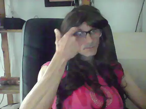 Snapshot of doll-cd chatting on 05-14-26, 05:09 doll-cd online show from 05-14-26, 05:09