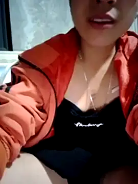 Zara-Lina online show from 05-04-26, 11:50