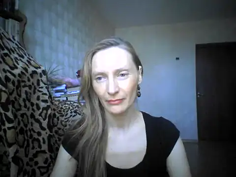 LunaBelle8 online show from 04-24-26, 11:01