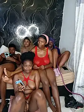 Teeangelaa online show from 05-14-26, 04:36