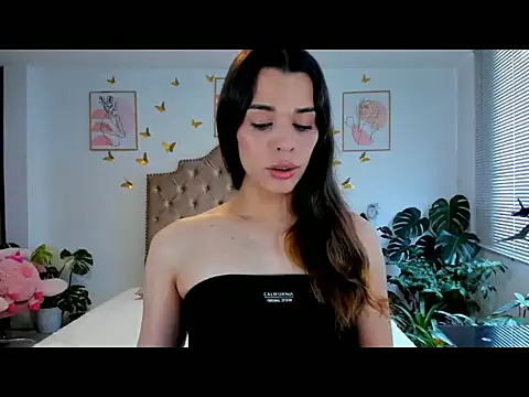 bella grego online show from 04-19-26, 06:10