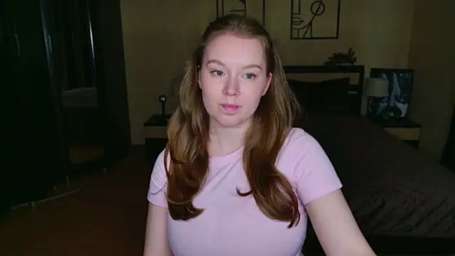 Snapshot of ValeriSunny chatting on 05-19-26, 02:23 ValeriSunny online show from 05-19-26, 02:23