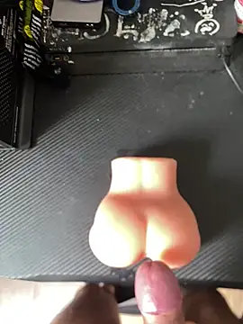 guacyxxx online show from 04-26-26, 03:42