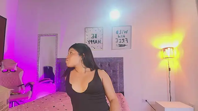 Snapshot of Abby_Coper1 chatting on 06-23-26, 03:37 Abby Coper1 online show from 06-23-26, 03:37