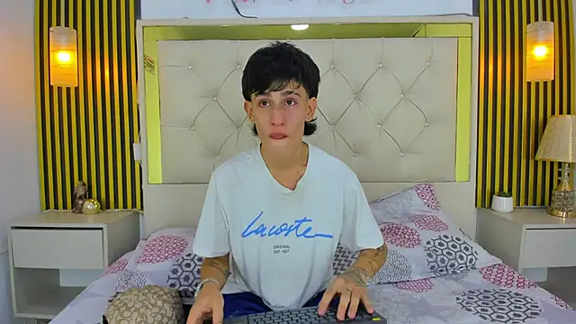 Just18Jake  online show from 05-04-26, 12:17