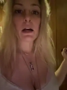 WendyVesper online show from 04-20-26, 04:43