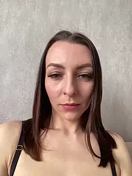 Miss Julia   online show from 04-21-26, 11:38