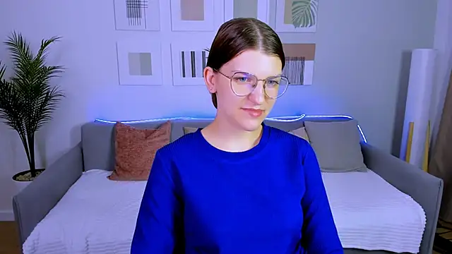 AnnaThorne online show from 04-25-26, 04:26