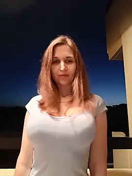 irresistibelle online show from 05-19-26, 01:56