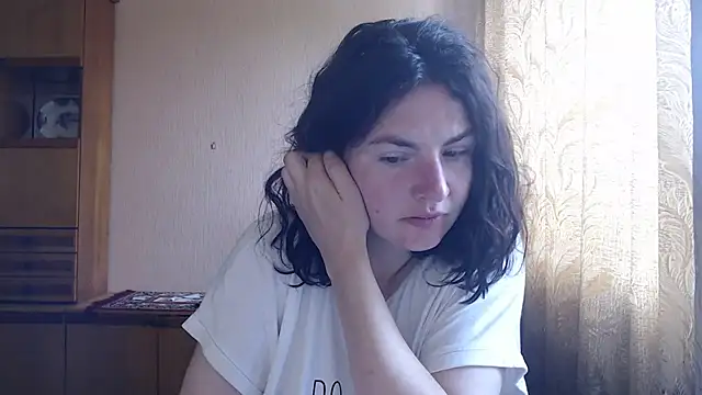 Snapshot of AlinaxJames chatting on 07-10-26, 08:18 AlinaxJames online show from 07-10-26, 08:18